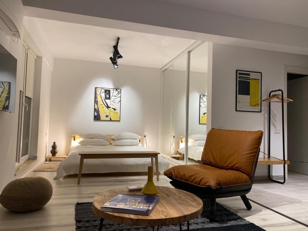Shi Zi Junior Suite Iasi Extérieur photo